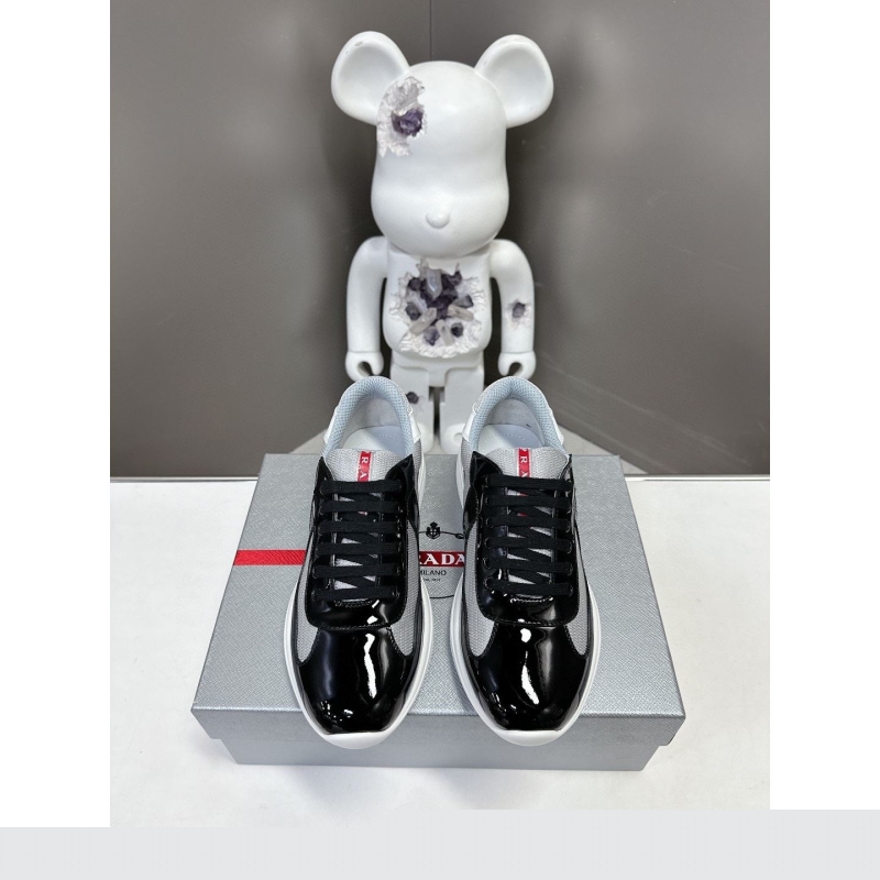 Pra*a casual shoes